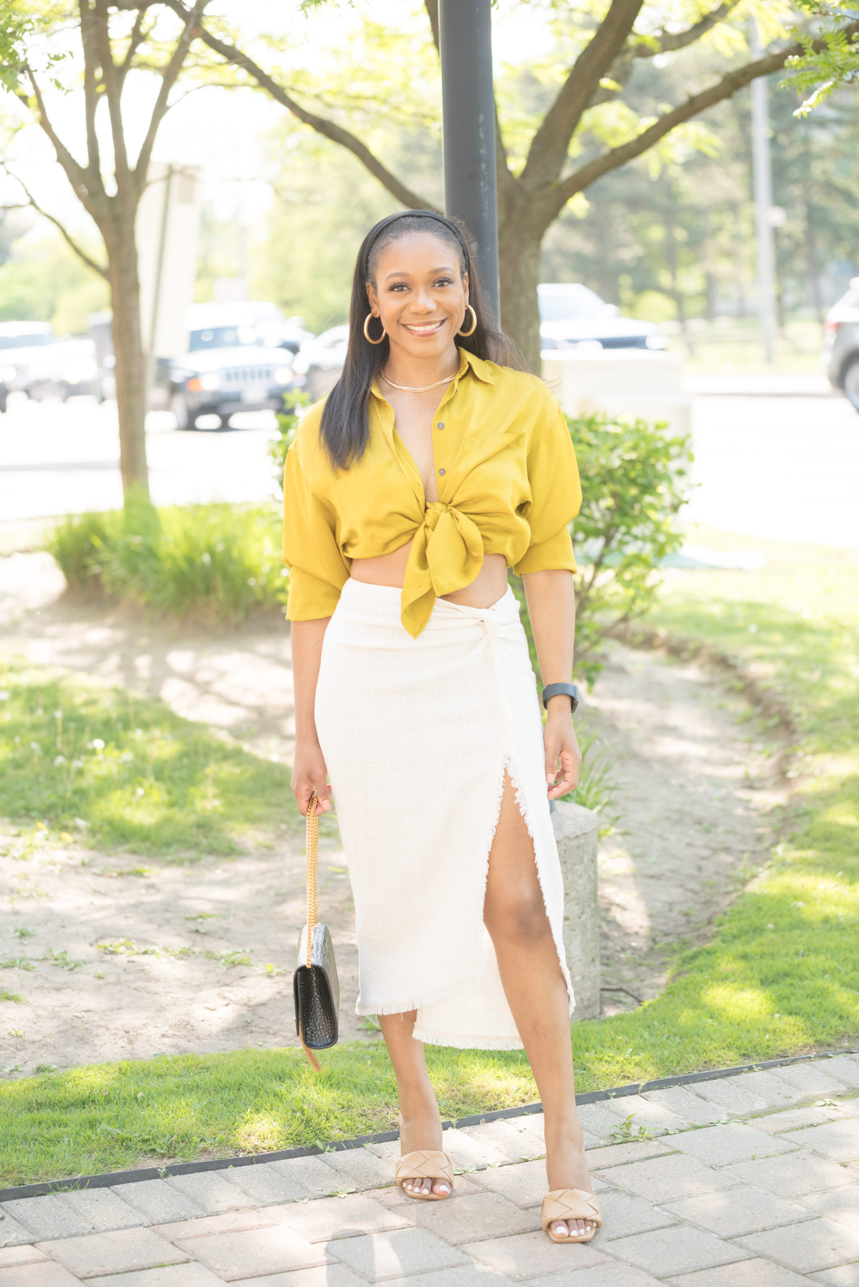 Side Slit Midi-Skirt and cropped blouse